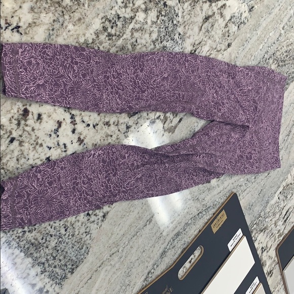 Lululemon align leggings (Authentic) - Picture 3 of 8